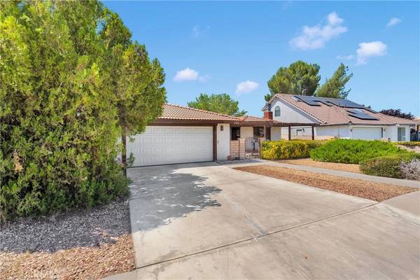 Victorville, CA 92395,15776 Candlewood Drive