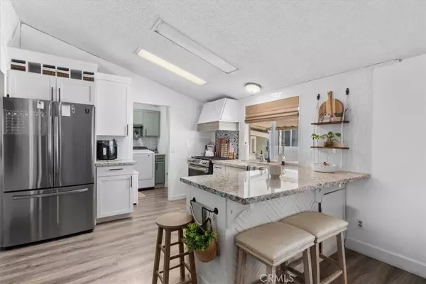 Redlands, CA 92374,1721 E Colton #103