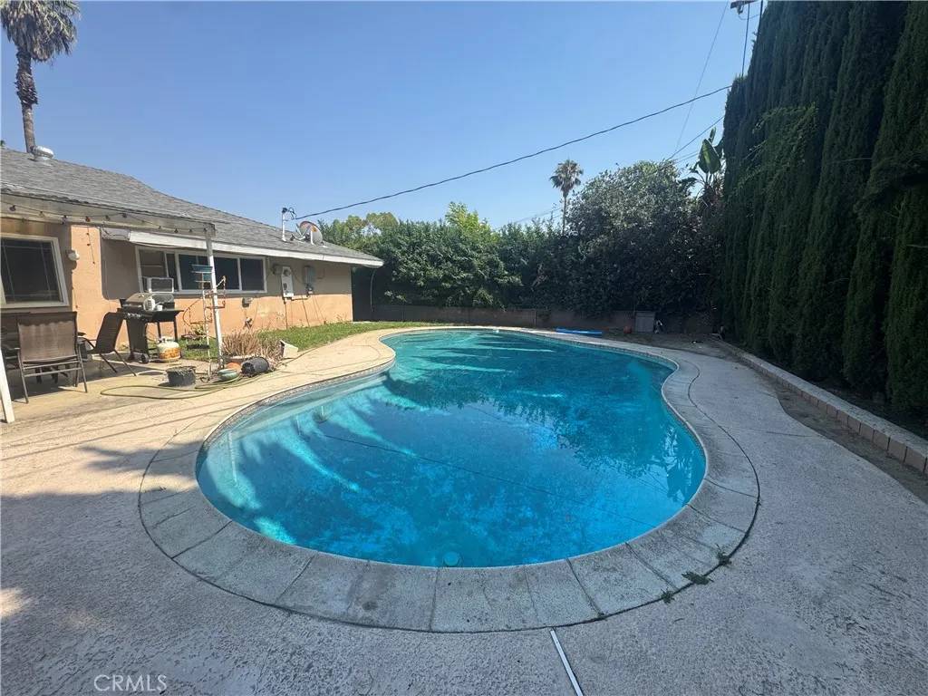 San Bernardino, CA 92407,5196 Sierra Road