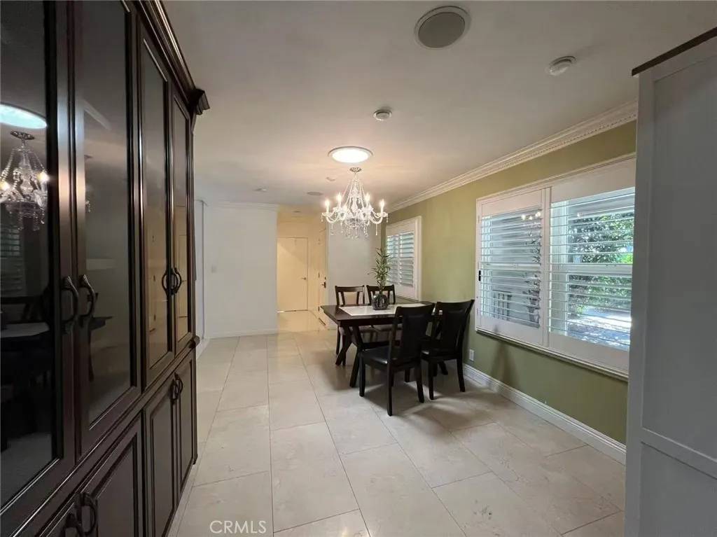 Glendora, CA 91741,445 N Live Oak Avenue