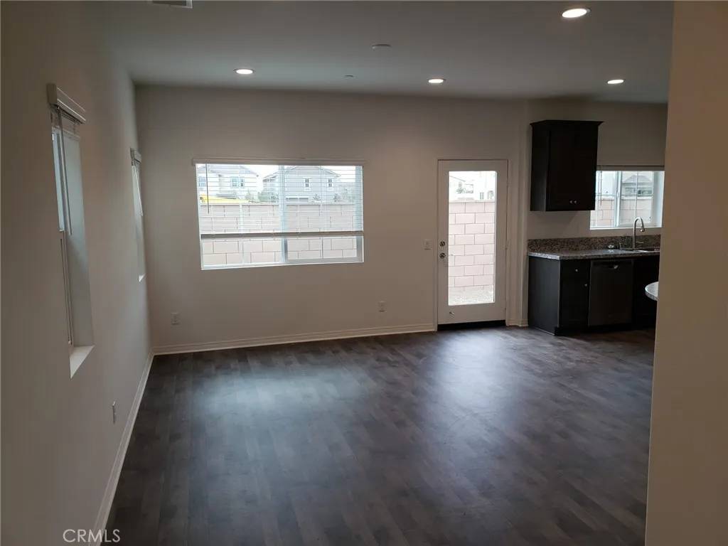 Fontana, CA 92336,7286 MEDLEY LANE