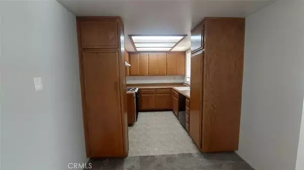 Diamond Bar, CA 91765,901 Golden Springs Drive #E14
