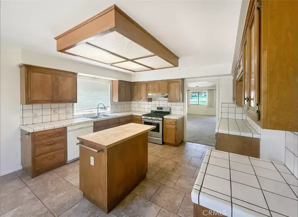 Helendale, CA 92342,14805 Greenbriar Drive