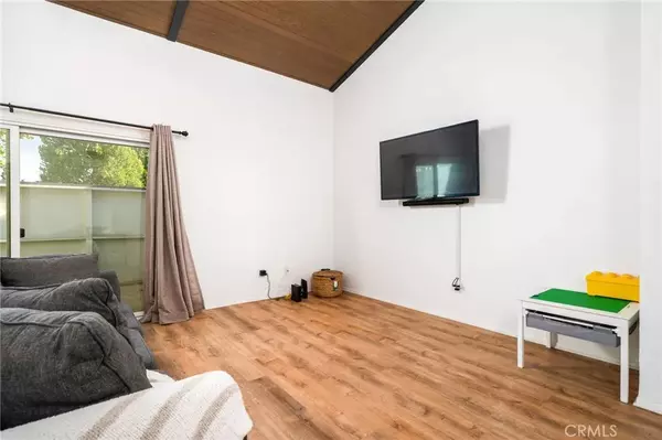 Upland, CA 91786,1342 W 8th Street