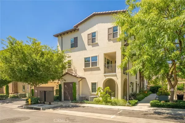 877 Orchid Way #A, Azusa, CA 91702