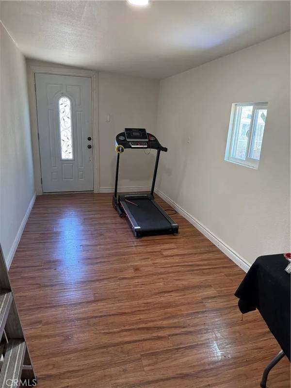 Riverside, CA 92509,3825 Crestmore #495