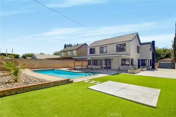 44422 Fenhold Street, Lancaster, CA 93535