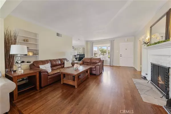 San Gabriel, CA 91775,6026 N Del Loma Avenue