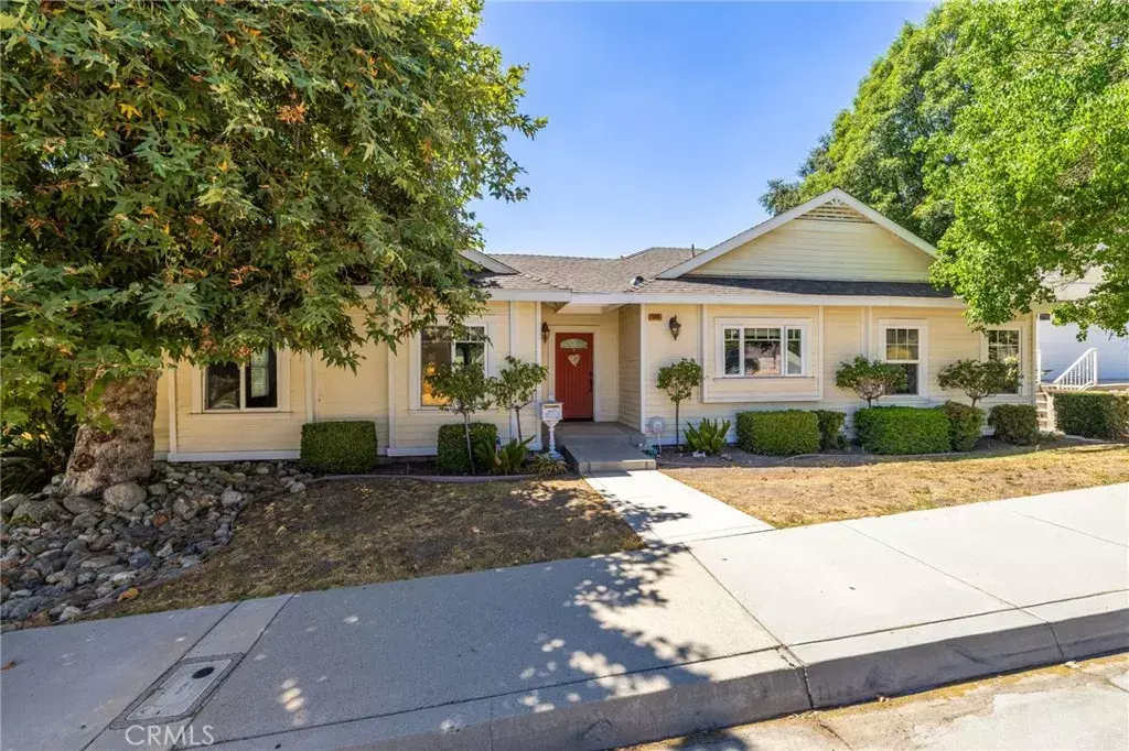 Glendora, CA 91741,465 E Virginia Avenue
