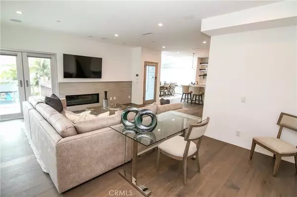 Laguna Beach, CA 92651,1055 Van Dyke Drive