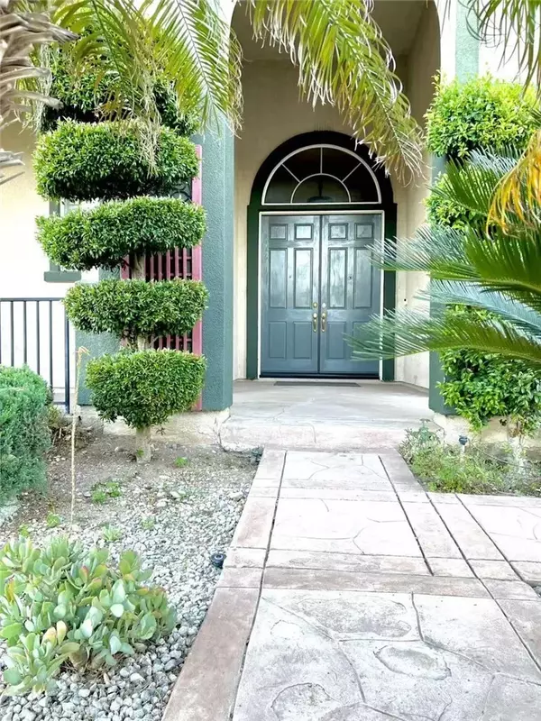 Fontana, CA 92336,5336 Toledo Way