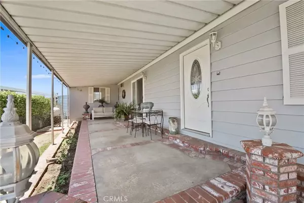La Verne, CA 91750,4095 Fruit #413