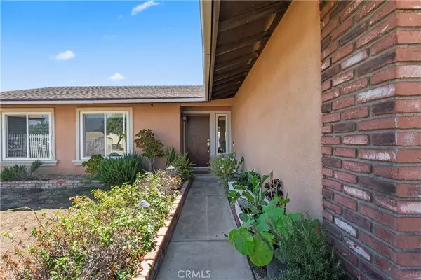 Fontana, CA 92336,7365 Cypress Avenue