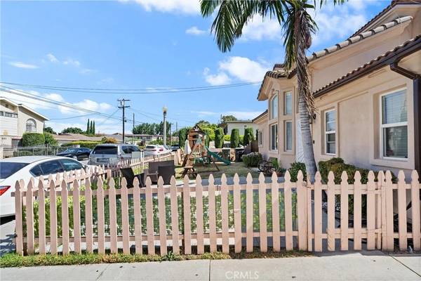 San Gabriel, CA 91776,930 S Charlotte Avenue