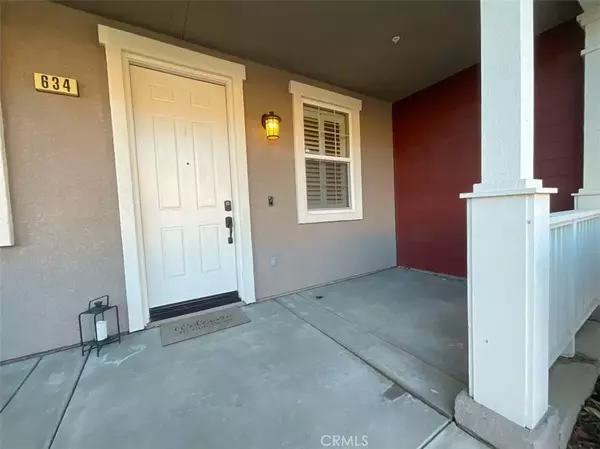 Oxnard, CA 93036,634 Green River Street