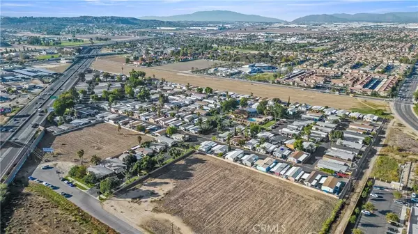 Perris, CA 92571,350 E San Jacinto #108