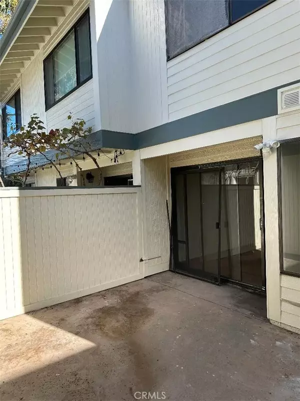Sunland, CA 91040,10475 Newhome Avenue #3