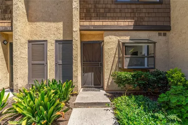 Lakewood, CA 90715,12750 Centralia Street #94