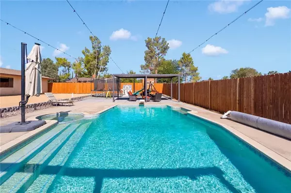 18715 Seneca Road, Apple Valley, CA 92307