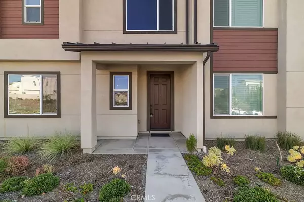 Valencia, CA 91381,27636 Symphony Place