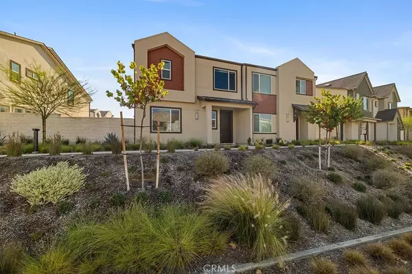 Valencia, CA 91381,27636 Symphony Place