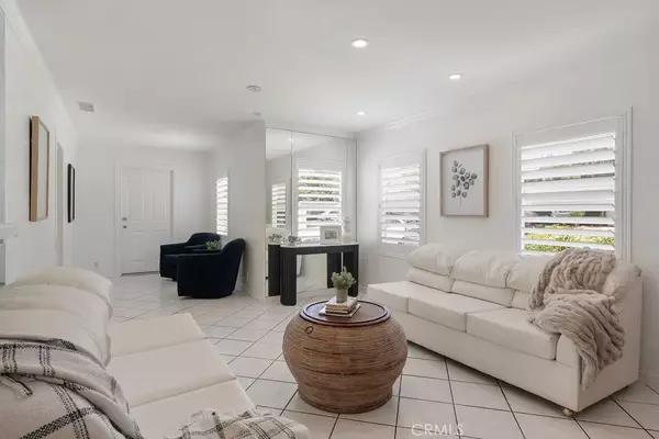 Glendora, CA 91740,915 South Danehurst Avenue