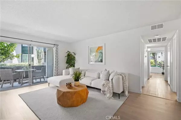 Lake Forest, CA 92630,23222 Orange Avenue #7