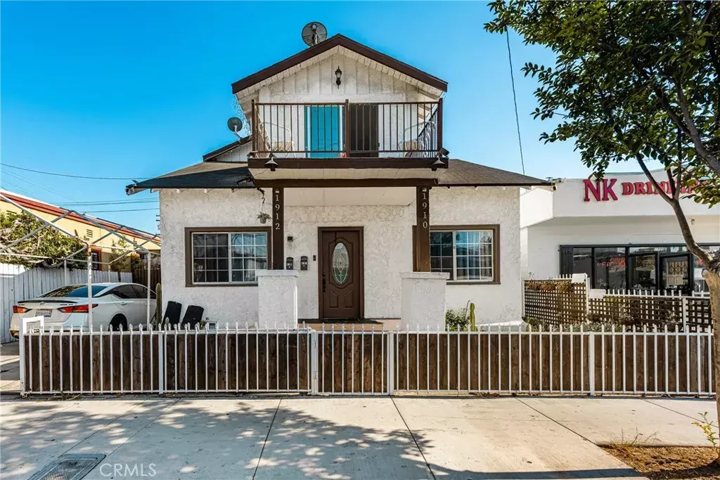 Long Beach, CA 90813,1912 E 10th Street