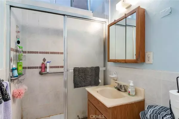 Fullerton, CA 92832,530 W Elm Avenue