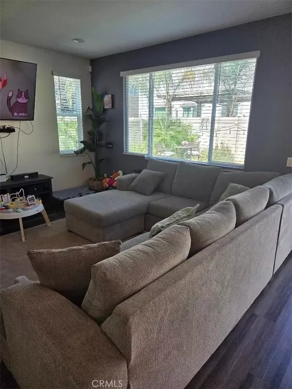 Lake Elsinore, CA 92530,29127 Longleaf