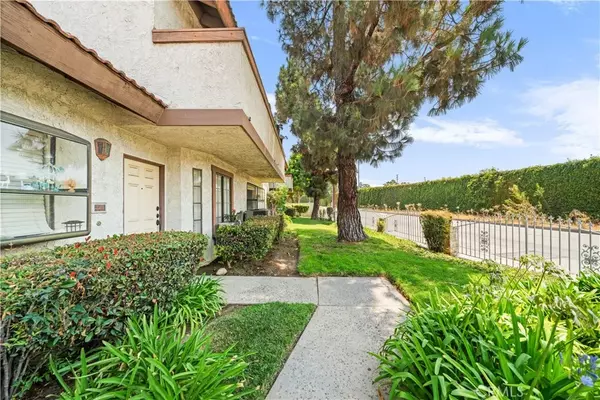 104 Poxon Place, West Covina, CA 91790