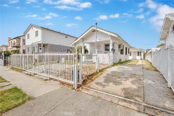 3959 Halldale Avenue, Los Angeles, CA 90062