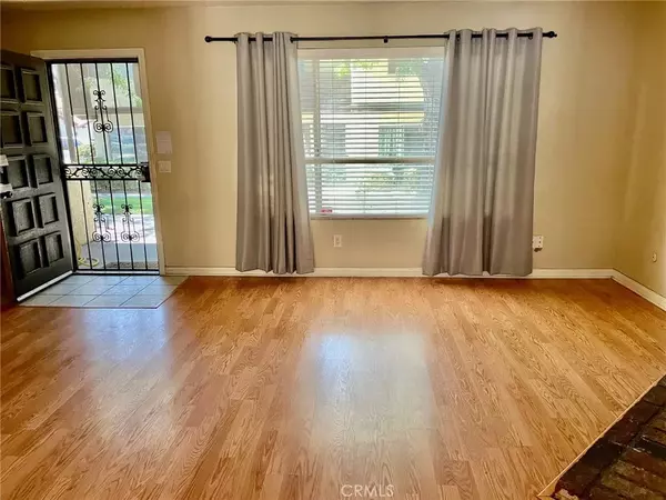 Colton, CA 92324,1077 Santo Antonio Drive #15
