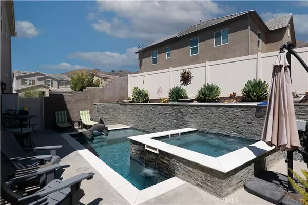 24560 Acadia Drive, Corona, CA 92883