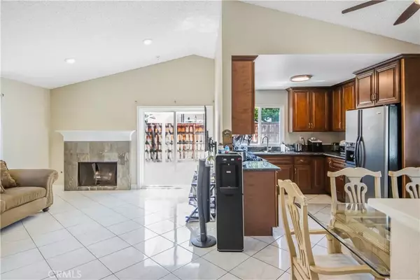 Colton, CA 92324,1399 Coral Tree Road