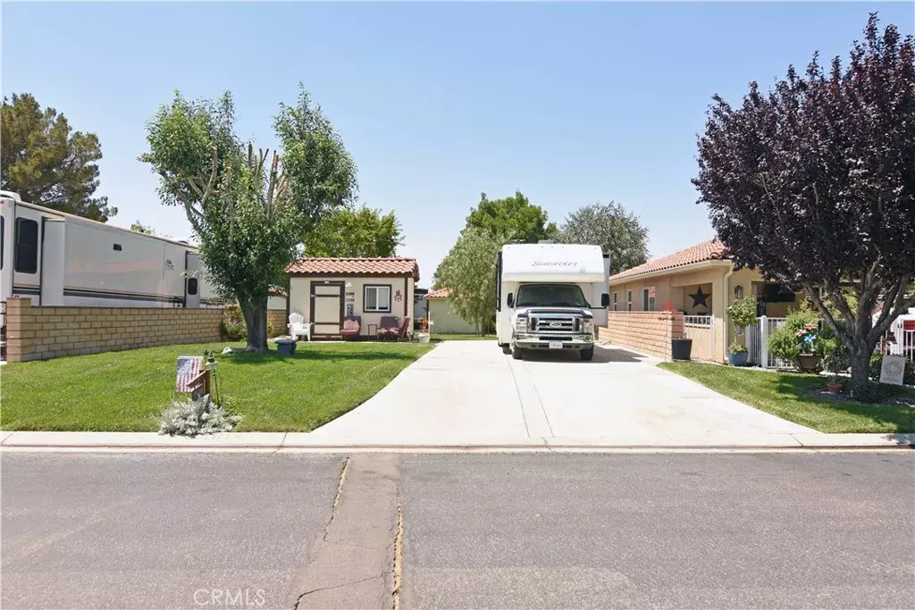 Apple Valley, CA 92308,11614 Ridgemark