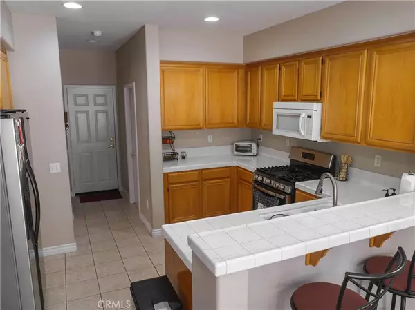 Chino, CA 91710,12834 Zinnea Ave