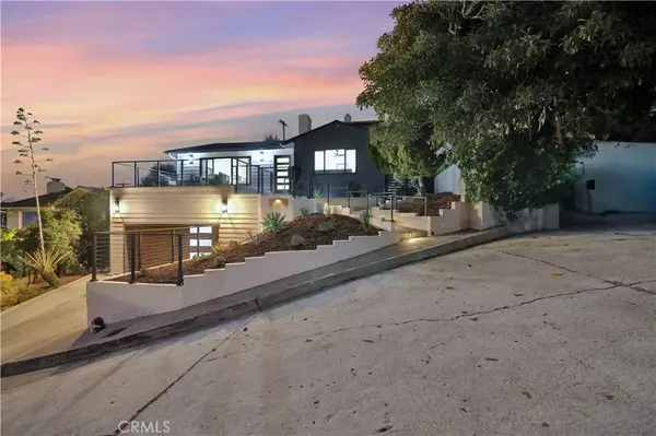 3412 Poe Street, San Diego, CA 92106