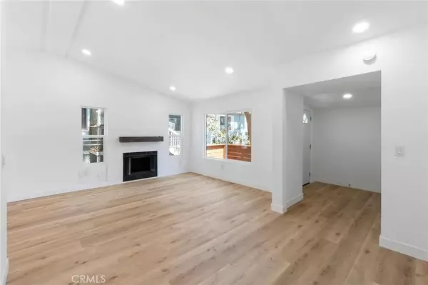 Castaic, CA 91384,31202 Delwood Street