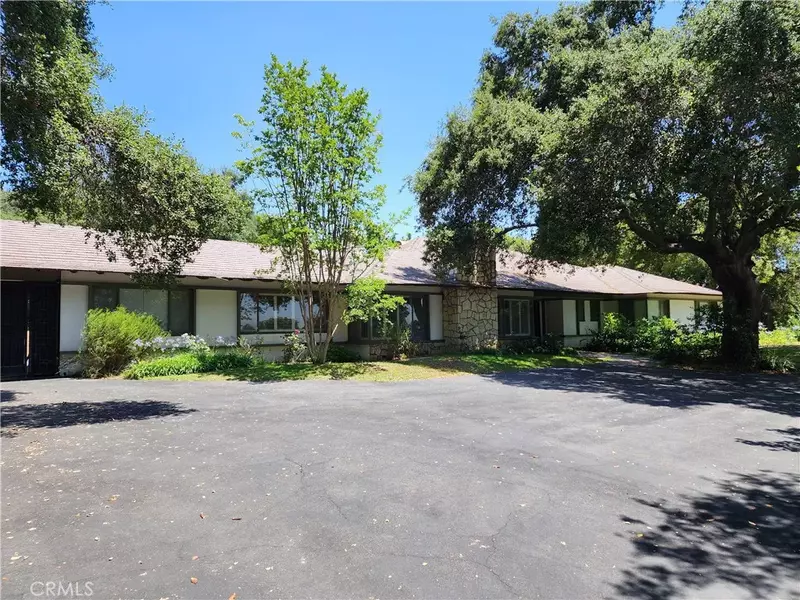 945 Singing Wood Drive, Arcadia, CA 91006