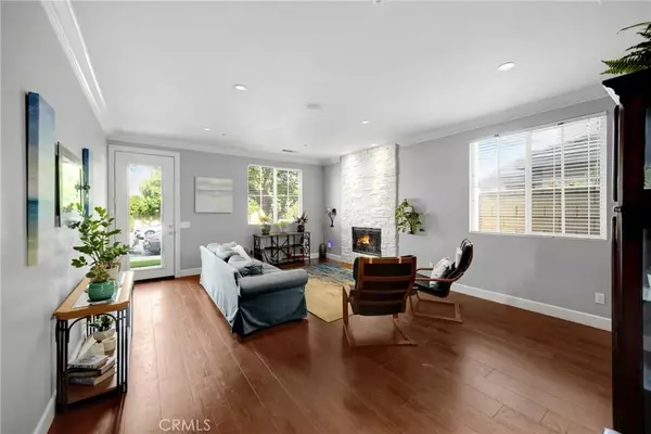 Fontana, CA 92336,6944 Julian Lane