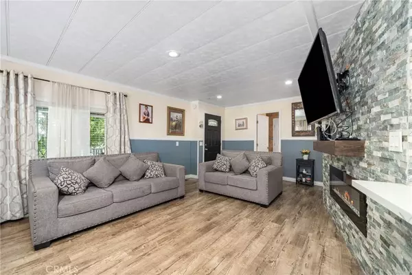 Chino, CA 91710,12400 Cypress #25