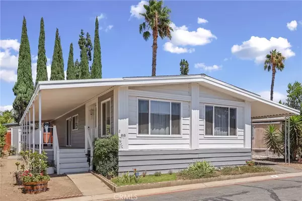3883 Buchanan Street #88, Riverside, CA 92503