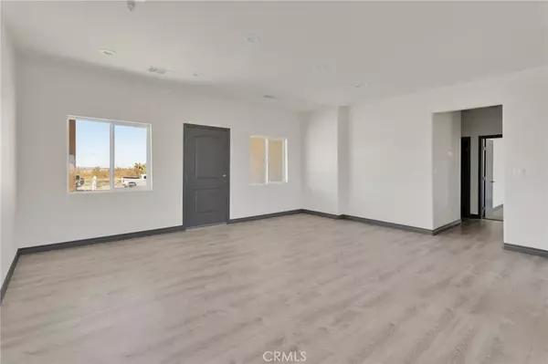 Pinon Hills, CA 92372,12015 Rosado Road