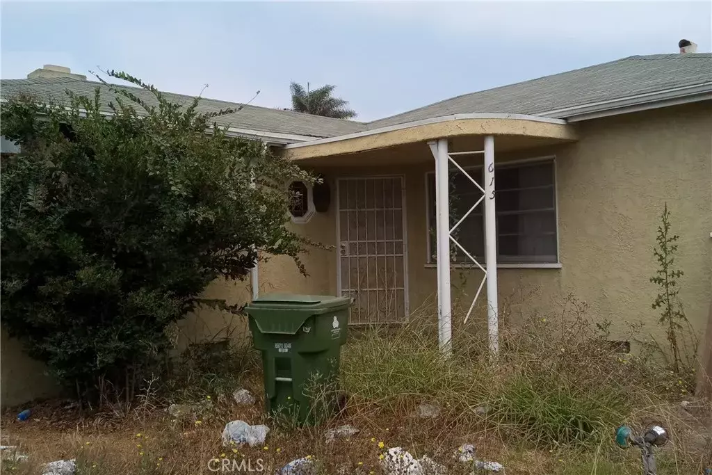 Los Angeles, CA 90044,615 W 120th