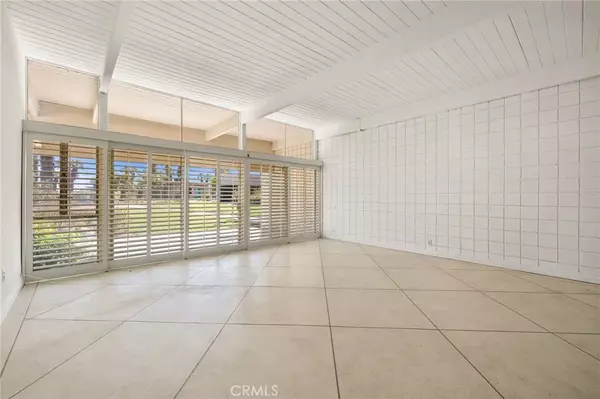 Palm Desert, CA 92260,423 Sandpiper Street