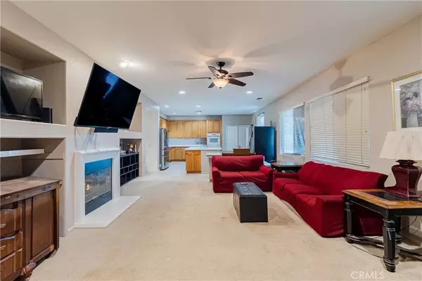 Eastvale, CA 91752,6573 Harrow St