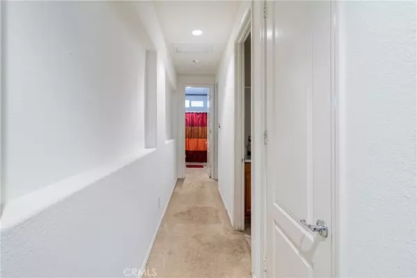 Eastvale, CA 91752,6573 Harrow St