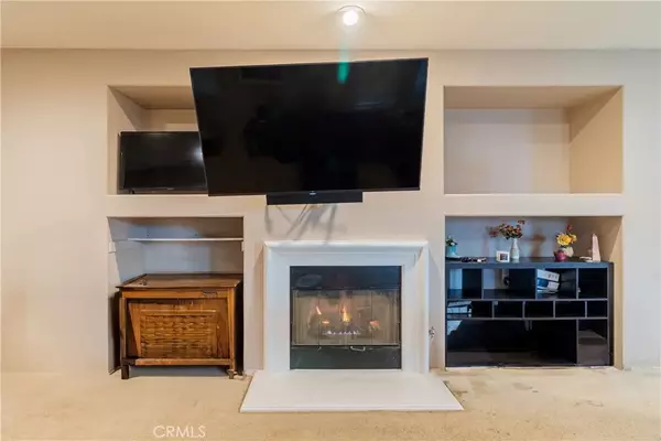 Eastvale, CA 91752,6573 Harrow St