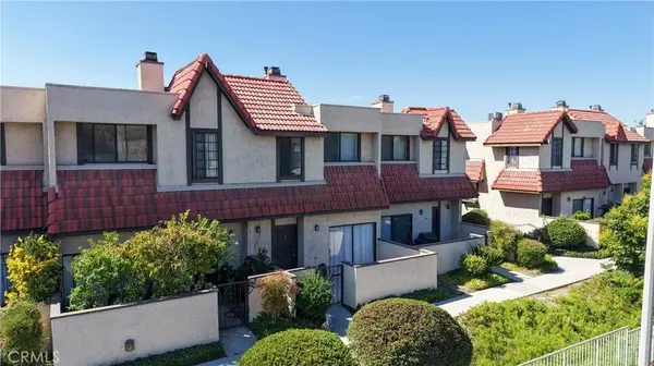 27669 Ironstone Drive #3, Canyon Country, CA 91387